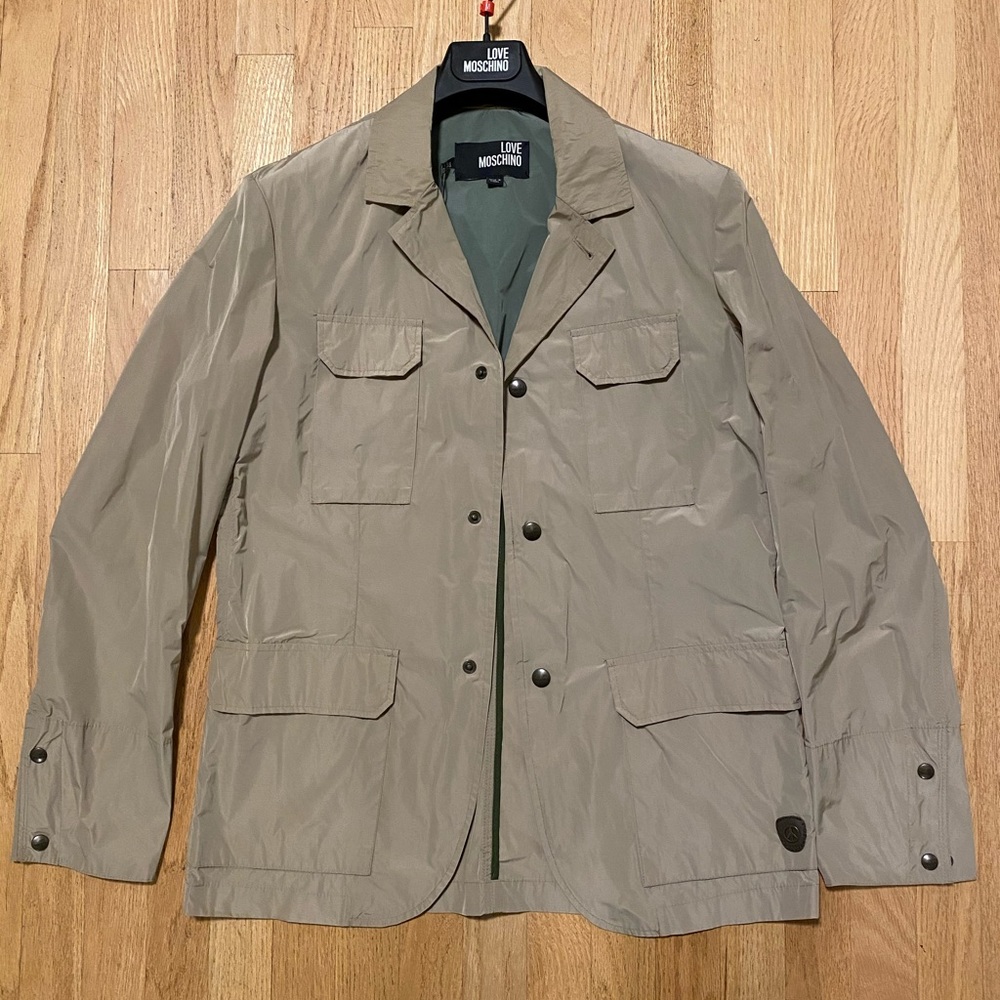 NEW Moschino men’s nylon blazer size M with tags. Super Condition never worn.